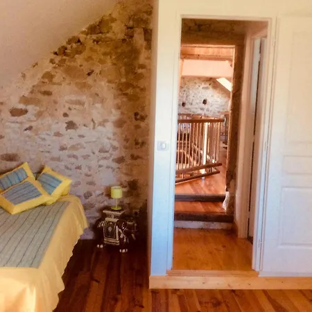 Charmante Fermette Renovee Avec Internet Et Animaux Acceptes - Fr-1-489-246 Beaune d'Allier