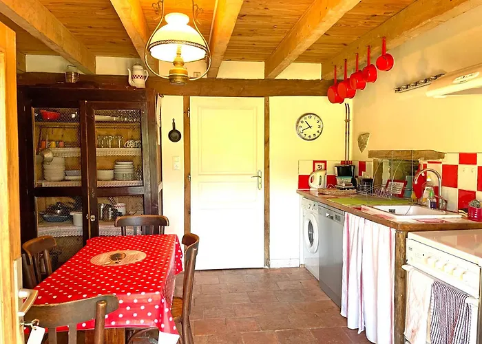 Charmante Fermette Rénovée Avec Internet Et Animaux Acceptés - Fr-1-489-246